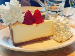 鲜草莓芝士蛋糕-The Cheesecake Factory芝乐坊餐厅(兴业太古汇店)