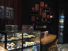 面包甜点陈列柜-星巴克(成都太古里二店)