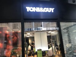 -TONI&GUY