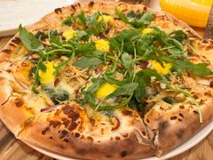 -城市大道红炉披萨烘焙坊