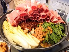 部队汤-MI WU FACTORY米屋美食工厂餐厅(绿地店)