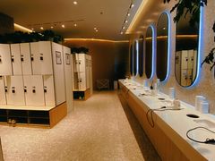 -Z&B Fitness Studio·Gym(前滩L+PLAZA店)