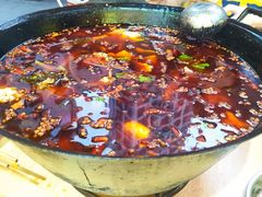 -鸿顺老铁锅美蛙鱼府(解放碑店)