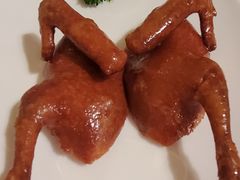 玻璃脆皮乳鸽-利苑酒家(金宝店)