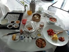 room&nbsp;service&nbsp;早餐-广州四季酒店