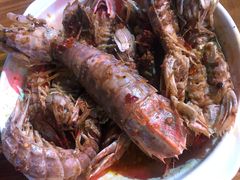 赖尿虾有膏-三妹小龙虾·黄油蟹(华侨城总店)