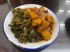 咸菜拼辣酱-逸桂禾面馆