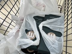 -胖东来生活广场(健康路店)