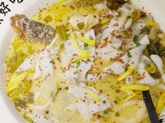 -江渔儿酸菜鱼·拔草餐厅(虎门君乐汇店)