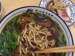 -镇南锅盖面馆(解放路店)