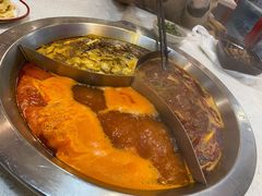 艳红酸辣三拼锅-陳艳红火锅(港汇店)