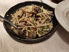 -上海宝华万豪酒店