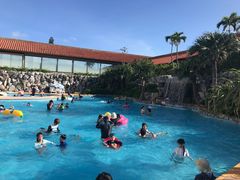 -Rizzan Sea Park Hotel Tancha Bay室内游泳池