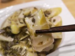雪菜冬笋-聚汇三少·龙虾·中餐厅(莫邪路新天地店)