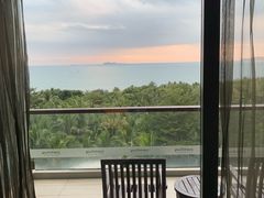 -三亚湾海居铂尔曼度假酒店