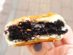 黑糯米饼-华荣哲绿豆饼(泰安店)