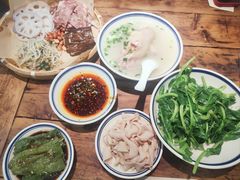 -竹笼蹄花蘸水菜