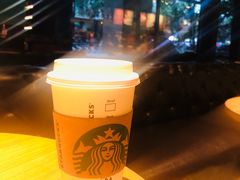 -星巴克(杭州湖滨银泰E区店)