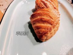 -BOLLO意大利餐厅(龙山万物工场店)