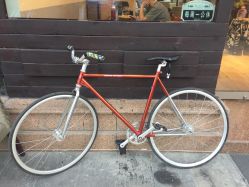 -茶发Salon·烫发染发理发