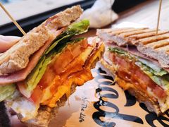 俱乐部贝果-Catch Bagel(芳草地店)