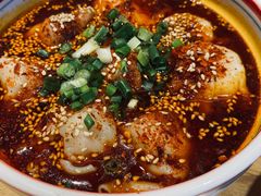 -八二小区抄手(龙湖上城天街店)