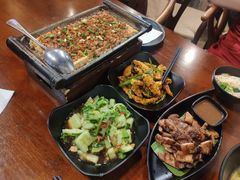 蒜泥拍黄瓜-麒麟风烤牛肉·云南烧烤小排档(丹凤街店)