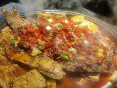 -吞鱼兽麻辣烤鱼(万达店)