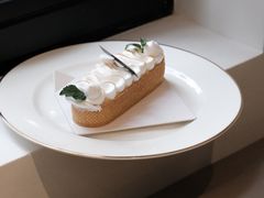 -Fridi Patisserie Cafe