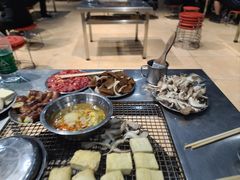 -原虹山老周烧烤(明通路店)