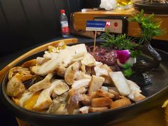 -一朵菌·野生菌探索家火锅(南亚店)
