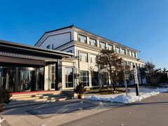 -大连步云山老汤度假山庄