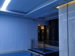 -跃动游泳健身俱乐部(新华传媒店)