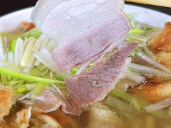 -金卯白肉罩火烧