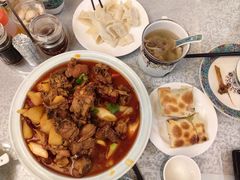 -汗腾格里·风味餐厅(新疆驻京办店)