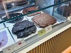 -VENCHI 闻绮(上海佛罗伦萨小镇店)