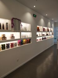 -様共享美容连锁机构