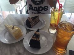-Nadeje(Plaza Mahkota)