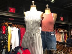 -Hollister(希慎广场店)