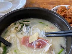 -桥香园过桥米线(国贸店)