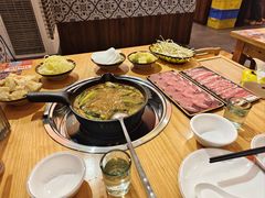 -黔三一夺夺粉酸汤火锅(百信店)