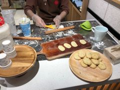 葱油饼-猫的天空之城概念书店(苏州诚品店)