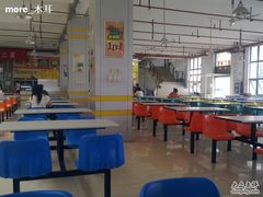 大堂-中国传媒大学南广学院第1食堂