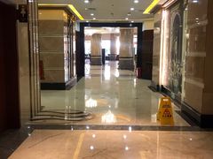 -深圳君逸国际酒店(龙岗横岗塘坑地铁站店)