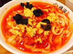-顺溜·手工刀削面·黑金店(铜锣湾店)