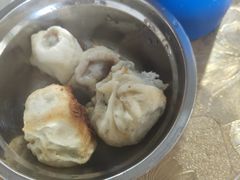 -依云煎包店