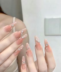 -RL Nail·瑞丽美甲美睫品牌原创店