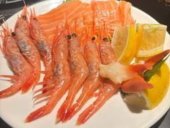 -钱小奴海鲜自助黑金店(杭州滨江龙湖店)