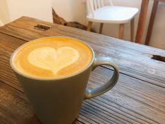 拿铁咖啡-拾壹cafe·工作室