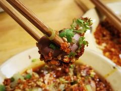 -拈签一笑黄牛肉辣卤串串